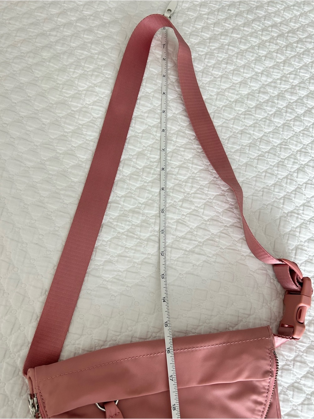 lululemon athletica Festival Bag 3L - Picture 13 of 13